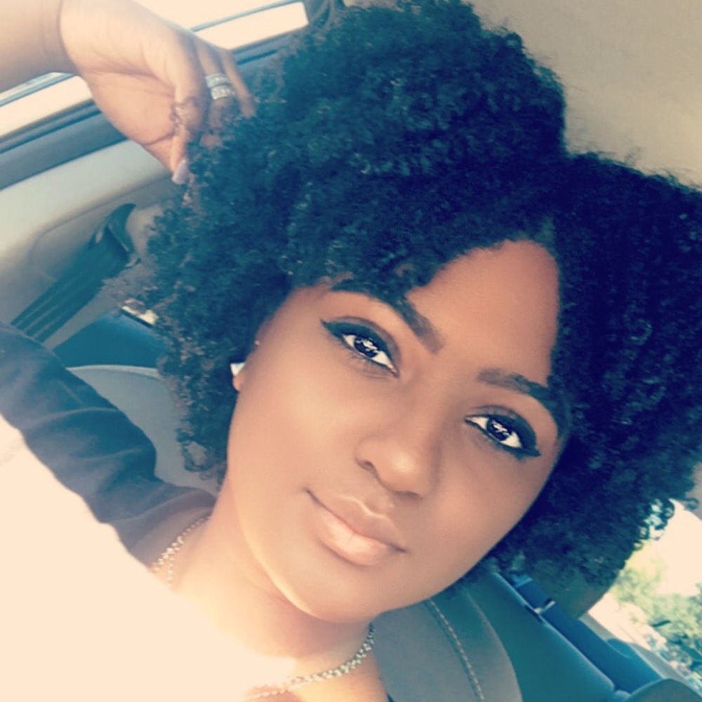 Meet your Posher, Bria